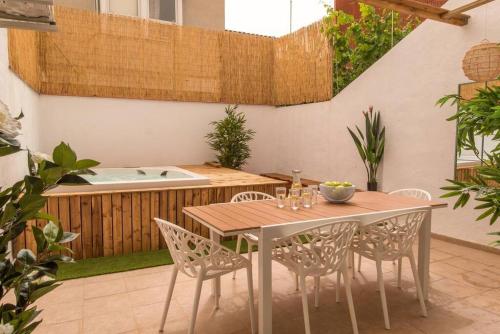 Kert, Casa para 8 personas con jardin in Palafolls