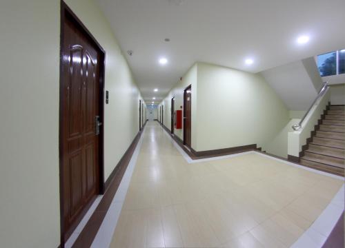 Exterior view, Central Park Hotel in Sing Buri