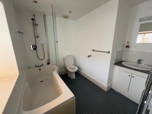 Trimstone Manor Hotel - image 6
