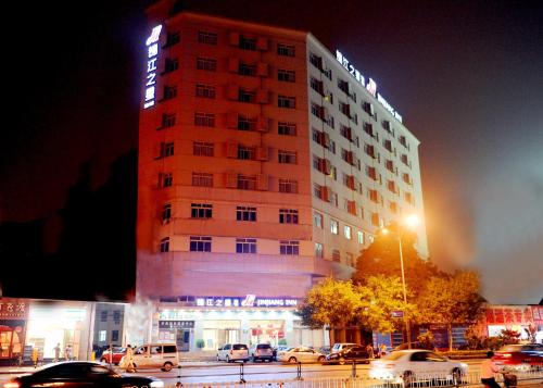 Jinjiang Inn Taiyuan West Gate of Yingze Park Ist Hospital of Shanxi University - 숙소 외관
