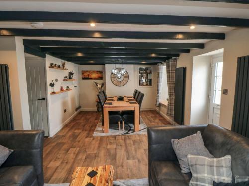 A szálláshely kívülről, 15 High Street in Burniston