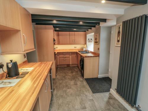 A szálláshely kívülről, 15 High Street in Burniston