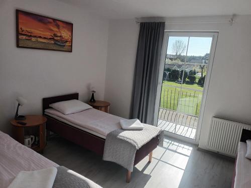 2 twin beds