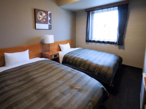 2 twin beds