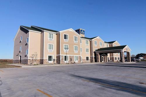 . Cobblestone Hotel & Suites - Beulah