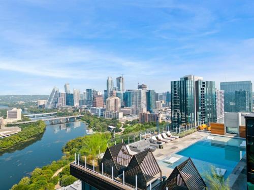 Sunshine Condo in Downtown Austin in Austin, USA
