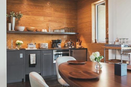 Running Deer Lodge - A Fredericksburg Escape in Fredericksburg, USA