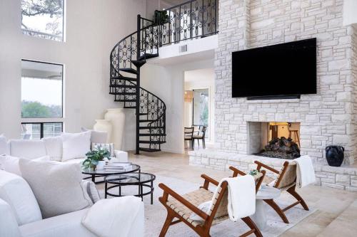 Majestic Oak - Luxury Stay in Dominion, USA
