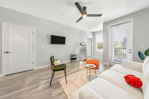 Bold 2241 I Breathtaking I 1br Apartment in Saint Peters, USA