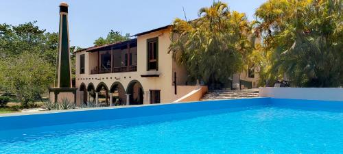 Hacienda San Francisco Tzacalha in Dzidzantún, Mexico