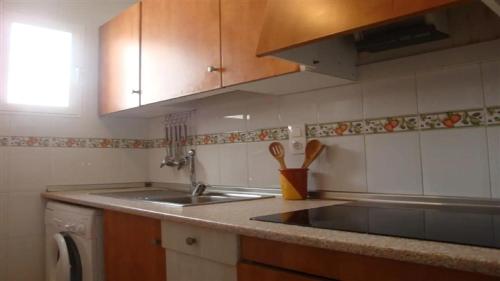 Modern Apartment in Torrevieja with Shared Pool - image 3