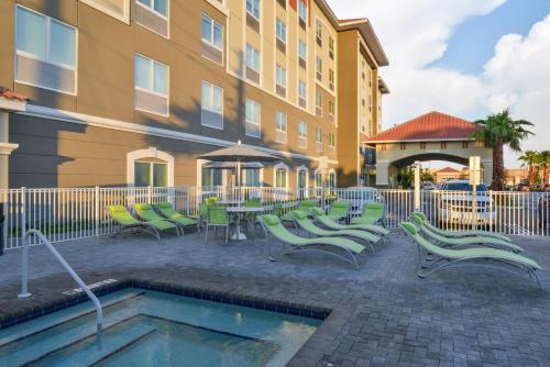 Holiday Inn Express & Suites St. Petersburg - Seminole Area By IHG - 수영장