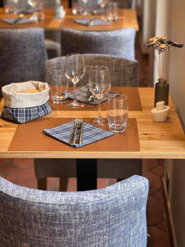 Étterem, Hotel au Heimbach in Lembach