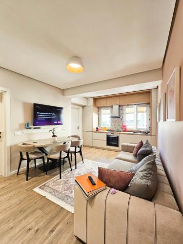 Blloku Apartment, Tirana