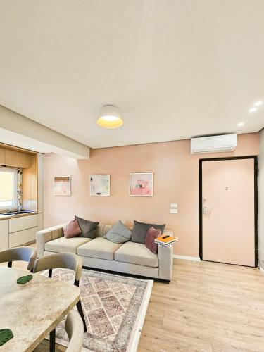 Blloku Apartment, Tirana (photo 9)