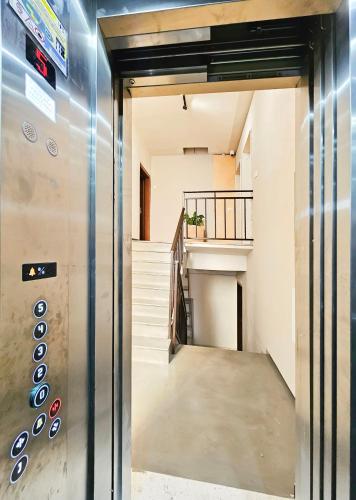 Blloku Apartment, Tirana (photo 4)