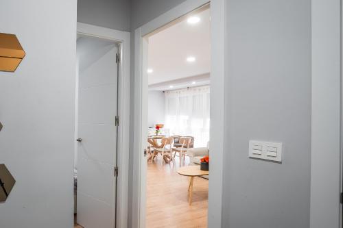 Apartamento turístico con 3 dormitorios en Granada QH Estación de Tren, Гранада (фото 8)