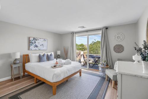 Waterfront Oasis in Yarmouth, Cape Cod