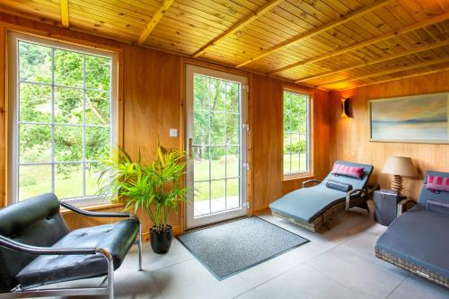 Strathlachlan Lodge & Spa - image 4