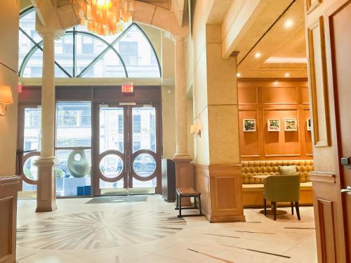 Executive Hotel Le Soleil New York, New York (photo 8)