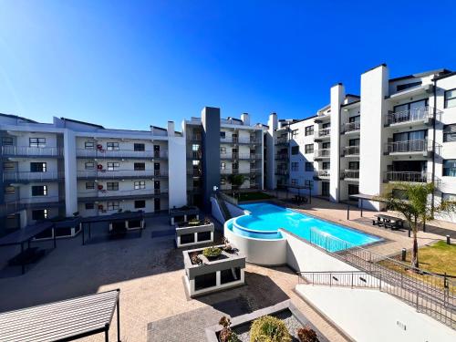 Swimmingpool, Nivica 46 Luxury Apartment Langebaan in Olifantskop