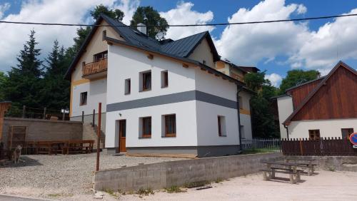 Utvendig, Chalupa a apartmány Marika (Chalupa a apartmany Marika) in Cerny Dul
