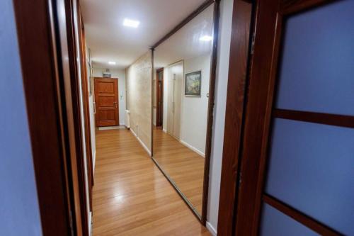Mirror Apartment in 普罗济夫卡