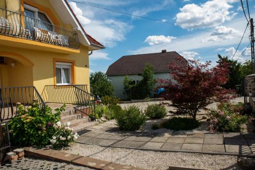 Flora Villa in Hévíz