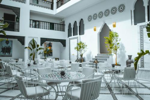 Létesítmények, 555 Hotel Clubbing Adults Only near Agdal Park