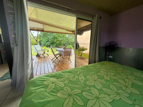 Cơ sở vật chất, Bungalow chez Josi, bord de mer privé (Bungalow chez Josi, bord de mer prive) in Raiatea