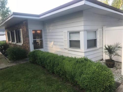 Adorable Buckeye Lake Cottage in Buckeye Lake, USA