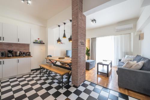 Quiet Embassy Suite by CloudKeys - image 6