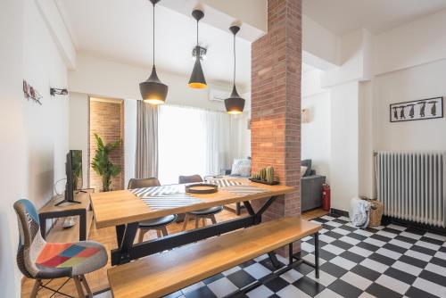 One-Bedroom Apartment image 10