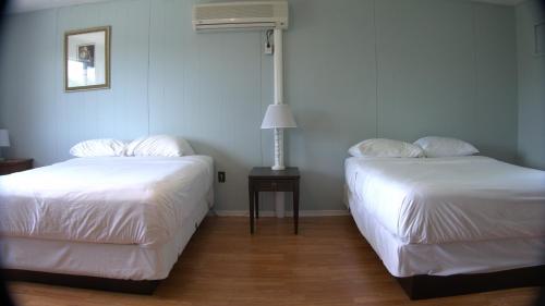 Port loring Northland Motel, Port Loring (photo 4)