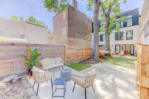 Pendleton Home with private backyard and firepit in Cincinnati, USA