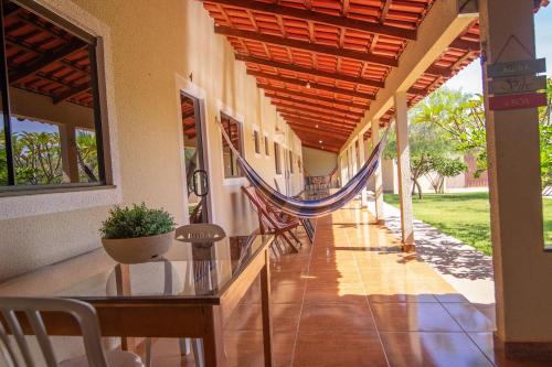 花園, Casa com amplo espaço verde, 4 Suítes e Piscina (Casa com amplo espaco verde, 4 Suites e Piscina) in 阿爾托達波阿維斯塔住宅區