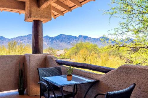 Relaxing Resort-Style 2BR-2BA Condo Retreat - Low Summer Rates! Relaxing Resort-Style 2BR-2BA Condo Retreat - Low Summer Rates!