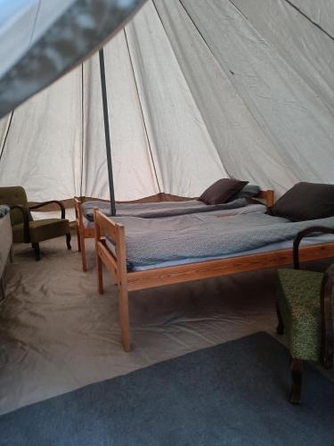 Kallion Kamujen Glamping teltta-alue in 庫里卡