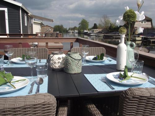 ระเบียง/ชานเรือน, Purperreiger 24-32 in เชนไดก์ เอน กีฟิทส์บูร์ท