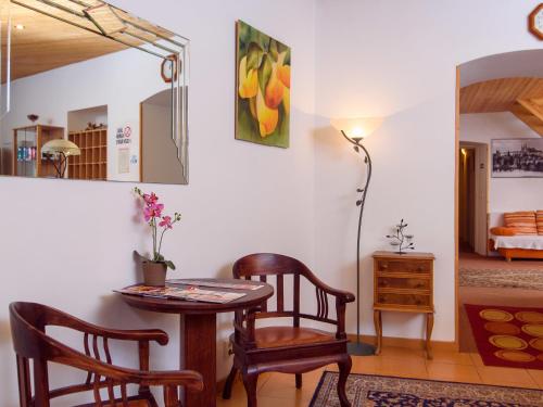Hotel Bella - image 4