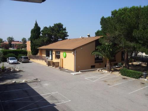 Campanile Perpignan Sud - image 6