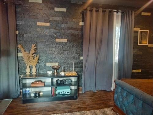 Central Karachi - image 2