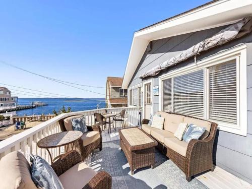 Brighton Beach Bay Block in Brighton Beach, USA