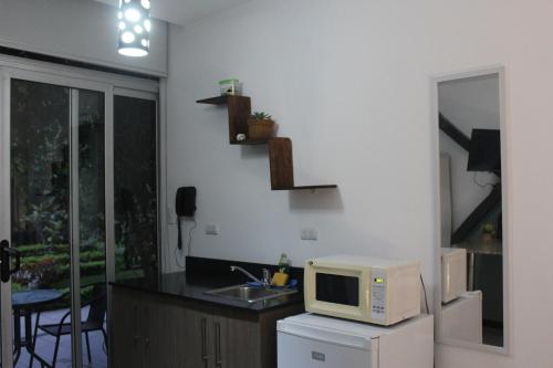 Cando Living Apartments in Central Avenue in San Jose