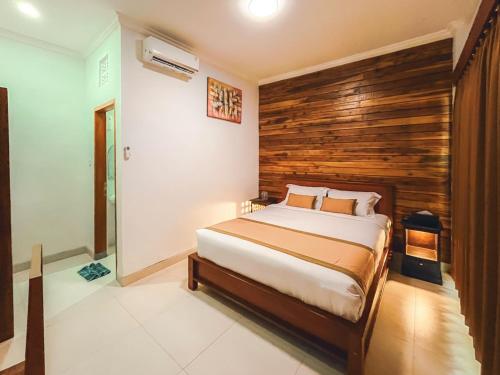 Rostika Hotel Sekumpul Room Type - Standard Budget Double Room with Garden View