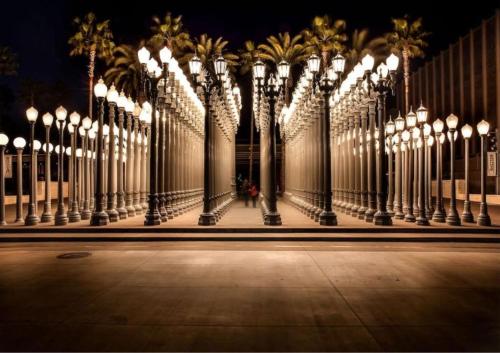 Spacious Hollywood Home Sunset View-Free Parking 10mins to Universal Studios, Los Angeles (photo 9)
