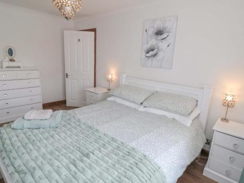 Lilly May Cottage - image 11