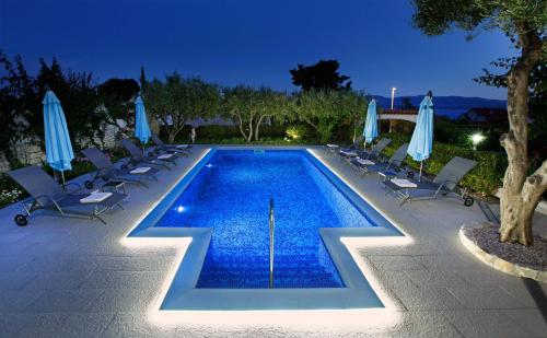 Apartments Šemper - HEATED POOL 2