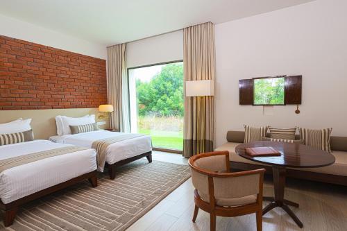 Premium Room - 2 Single Beds 26SQM WiFi Shower