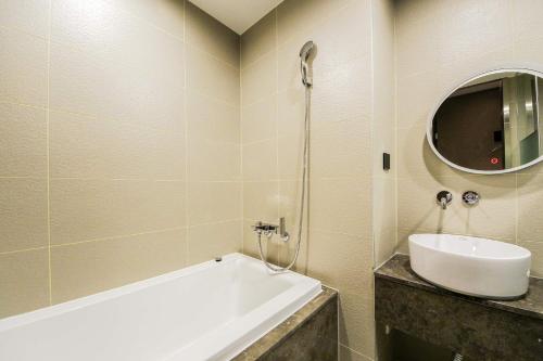 Coco Hotel (1)